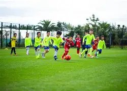 歌手机场遭,遇泼水事件,张星特事件,球盟会官网玩家首选,球盟会官网,球盟会官网游戏平台